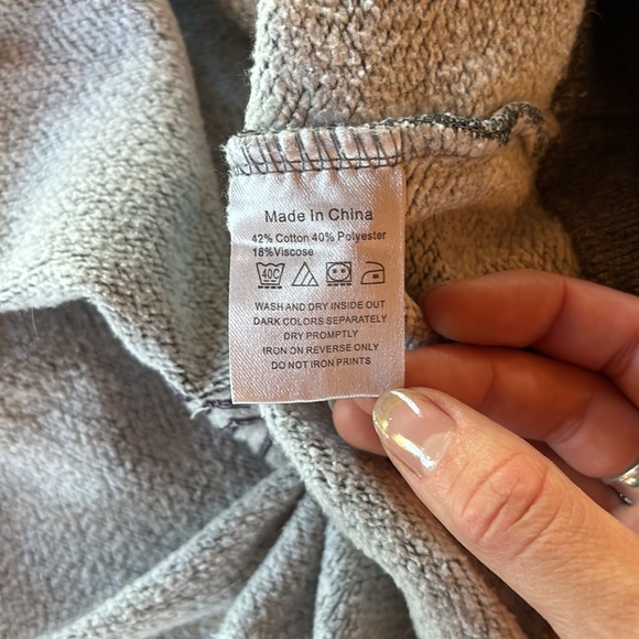 Laurier Grad Hoodie - Picture 9 of 9